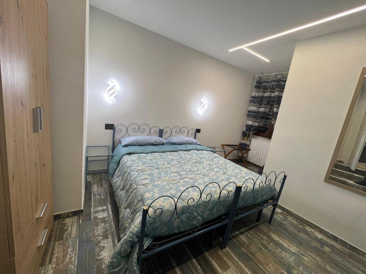 Castel Di Sangro Suite Apartment Exterior foto