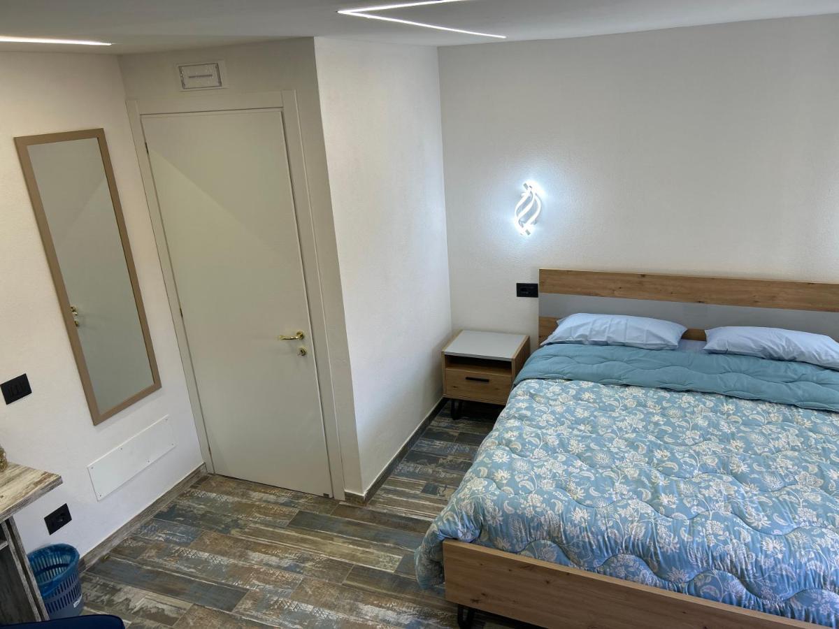 Castel Di Sangro Suite Apartment Exterior foto
